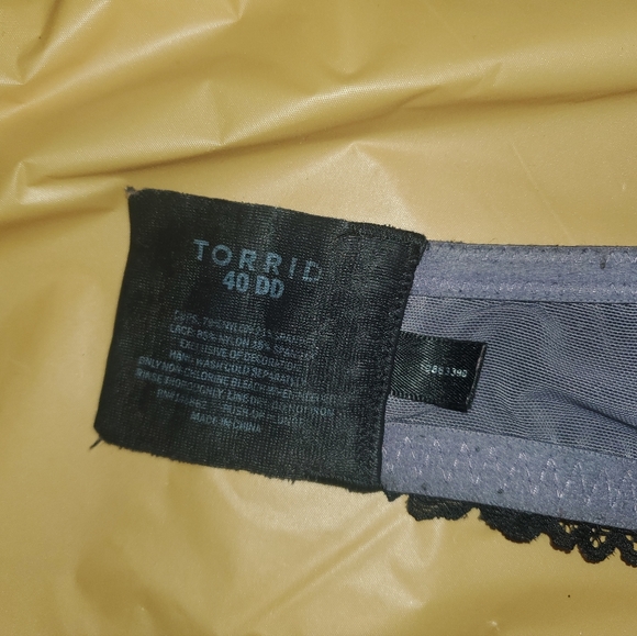 Torrid bra 40DD - Picture 4 of 4